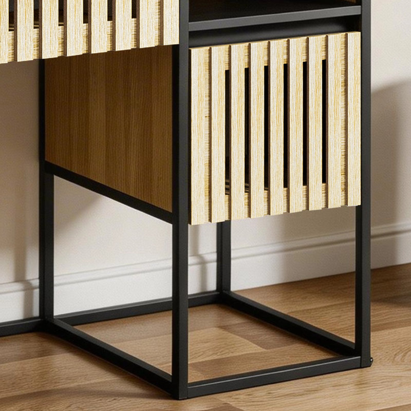 Bureau d'ordinateur cannelé avec 3 tiroirs et tablette, bureau moderne à structure métallique, poste de travail en chêne clair pour la chambre à coucher et le salon