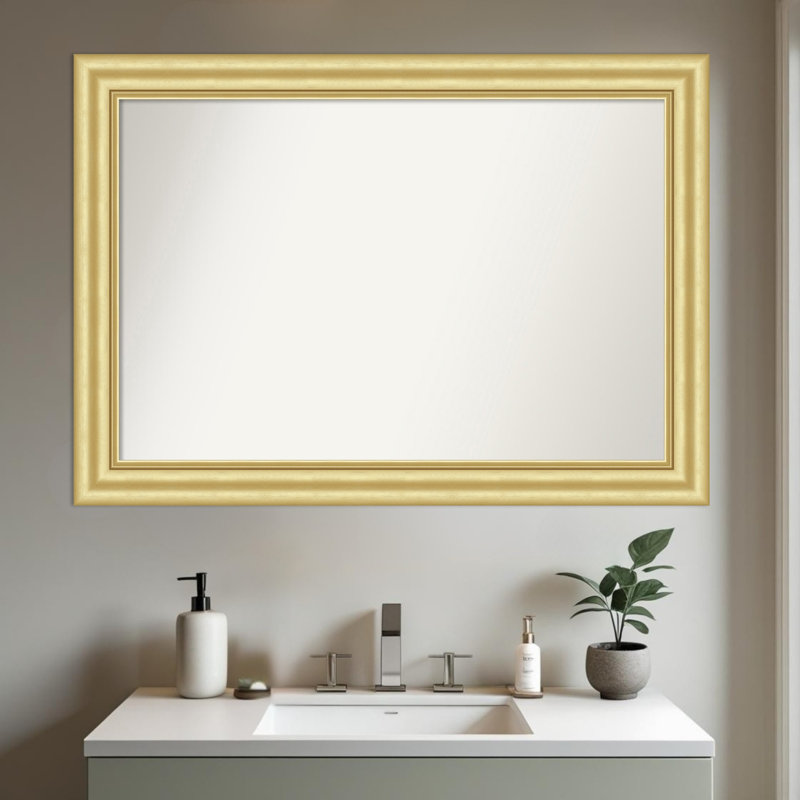 Miroir de salle de bain mural Sophia, 29,5 po x 23,5 po, Doré