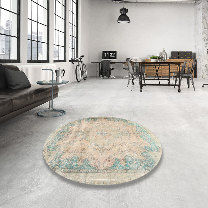 Oriental Indoor Rug, Round 7'