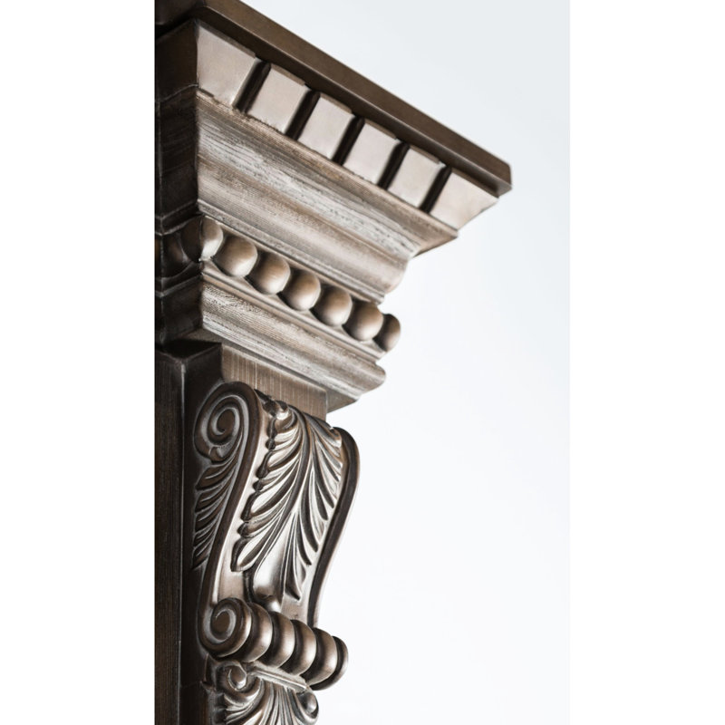 Grand lit en bois massif avec tête de lit en chêne patiné, poteaux et détails remarquables pour la finition de la chambre à coucher, tête de lit au design exceptionnel