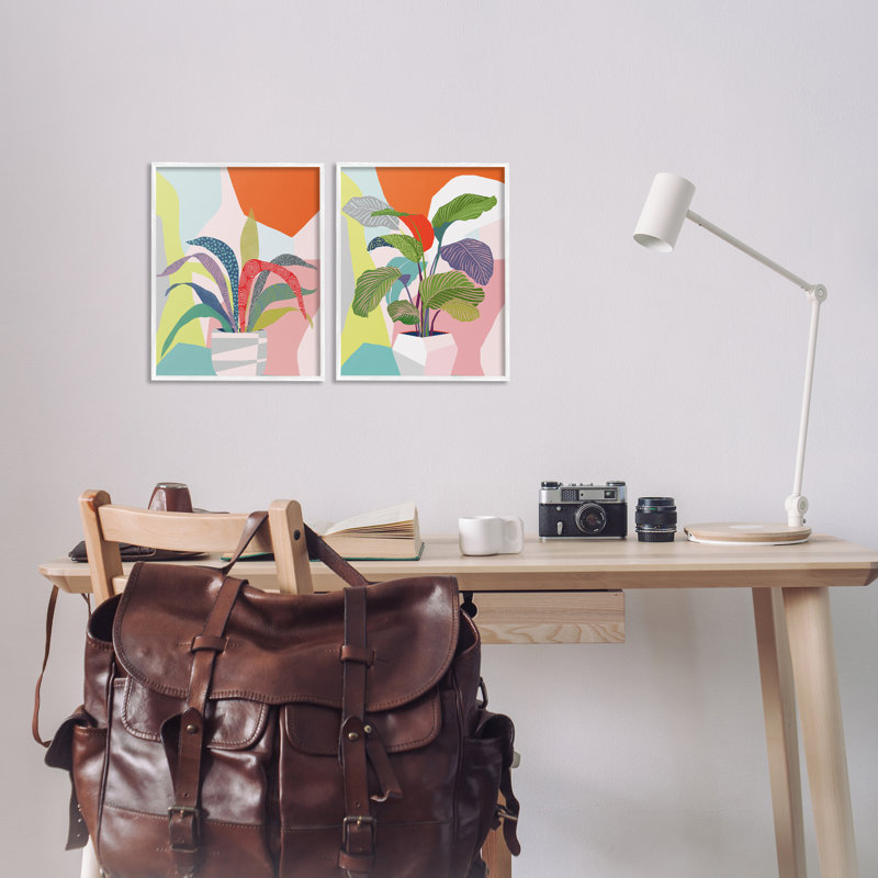 Ensemble de 2 giclées encadrées par Ioana Horvat, Estampe numérique encadrée blanc bord de mer, H 14 po x l 11 po