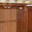 Lit mezzanine double avec bureau en L, garde-robe et escalier de rangement