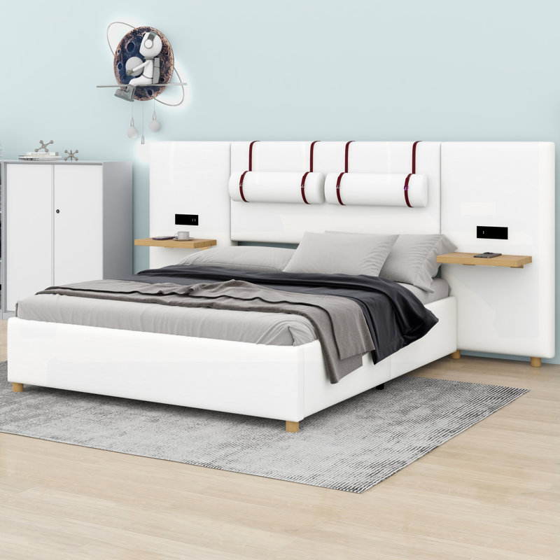 Lit plateforme tapissier, deux prises et ports de charge USB des deux côtés, deux coussins de chevet, tablettes de rangement, velours