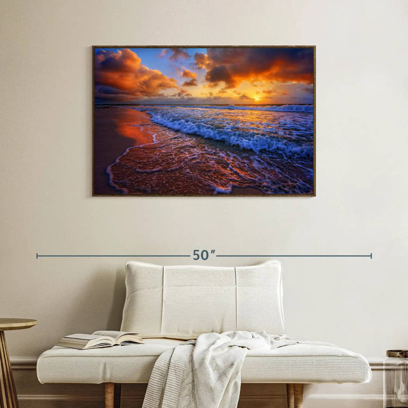 Nuage enveloppant la côte de l'océan, Cadre flottant noyer, 40 po x 27 po