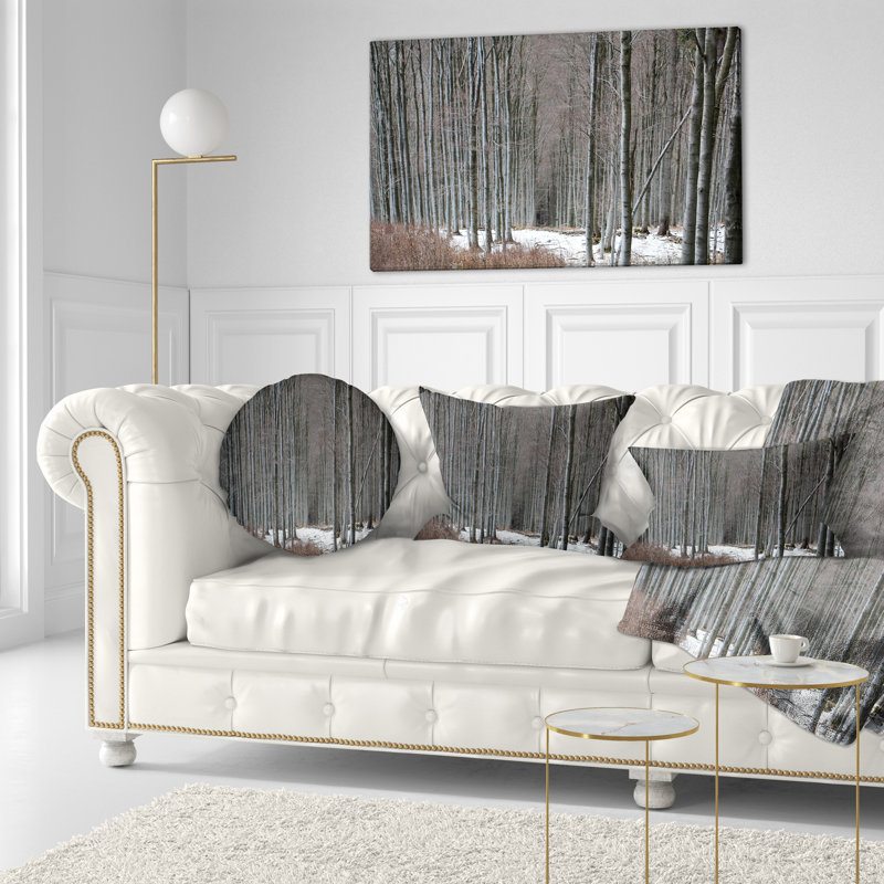 Coussin lombaire forêt d'hiver avec des arbres épais