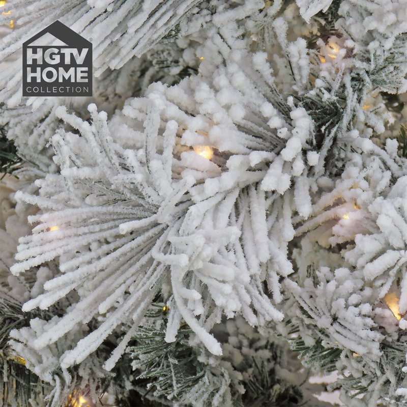7.5' Lighted Pine Christmas Tree