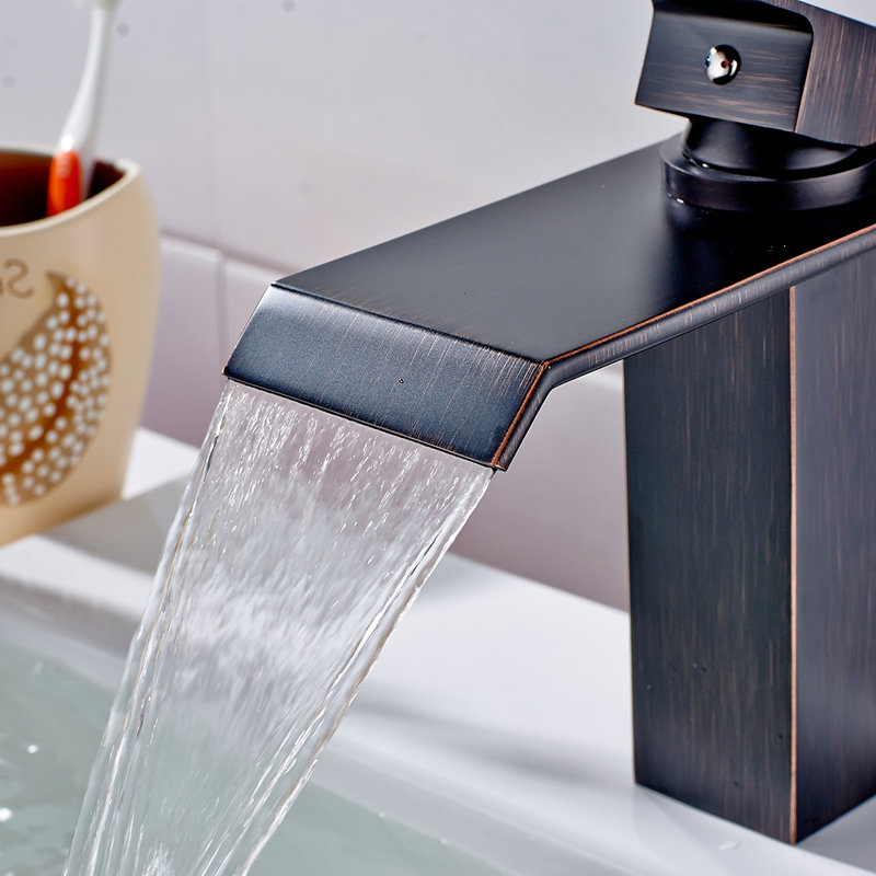 Single-handle Bathroom Faucet