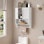 Armoire de salle de bain blanche avec 2 portes, tablette et porte-serviettes