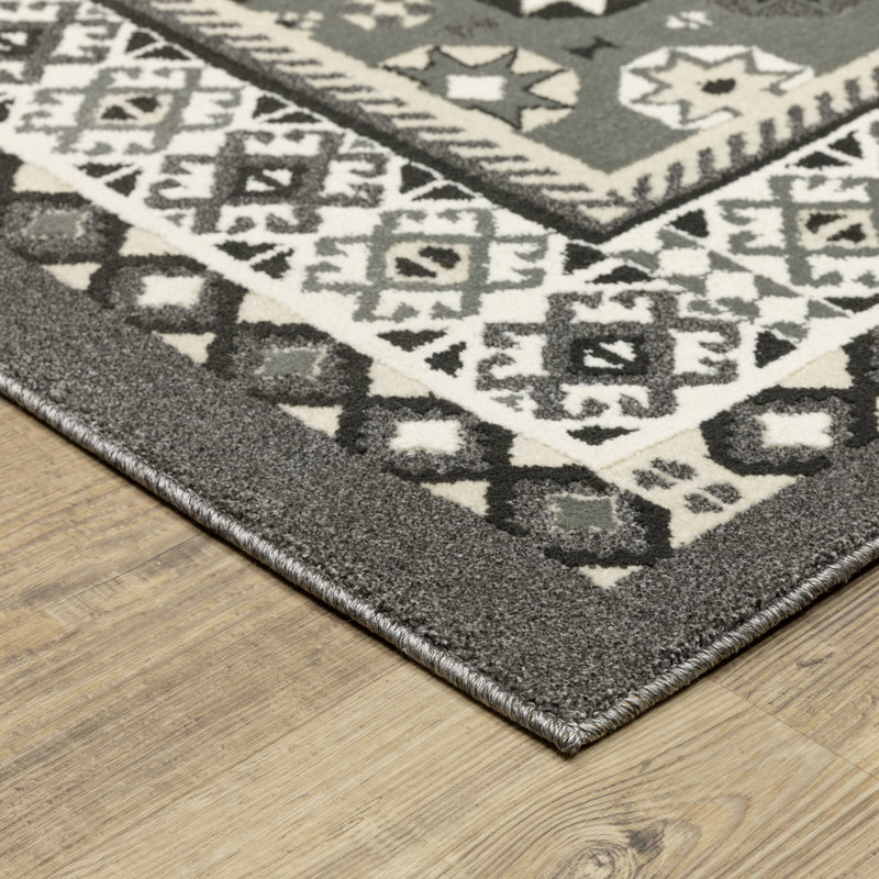 Arata Oriental Indoor Rug, Rectangle 9'10" x 12'10"