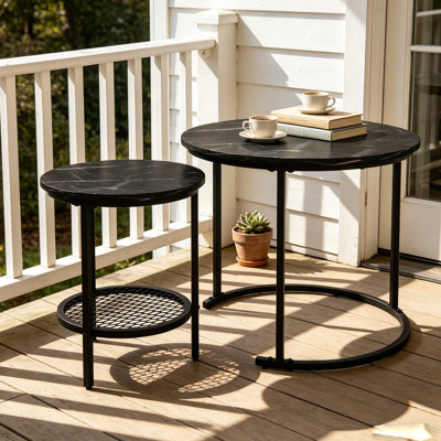 Ensemble de 2 tables basses gigognes rondes, tables d'appoint empilables à dessus noir moderne pour le salon, le balcon et les petits espaces (ensemble de 2)