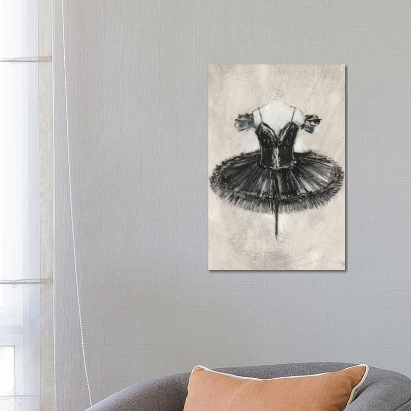 Reproduction d’art « Black ballet dress II » par Ethan Harper, H 26 po x l 18 po x 1,5 po, Toile tendue, Pas de tapis