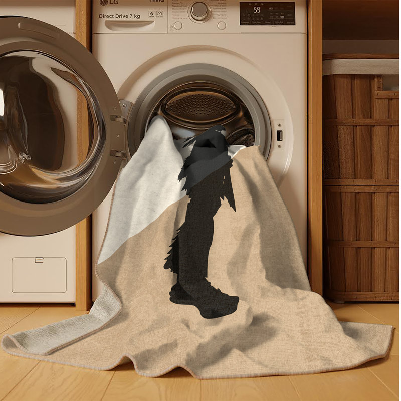 Tapis beige lavable à la machine Orrville Cheyenne Scout, 7 x 9