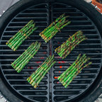 Asparagus on grill