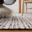 Tapis rayé ivoire tissé à la main Scharff-2146494411
