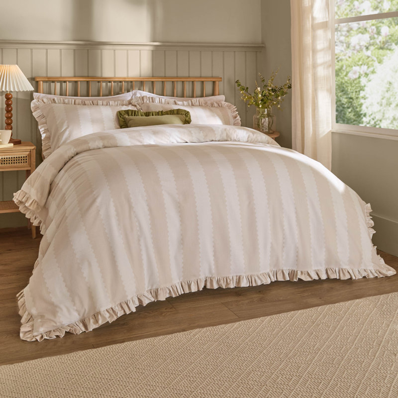 Birdie Stripe Striped Duvet Cover Set with Pillowcases Included, Super King Duvet Cover + 2 Standard Pillowcases