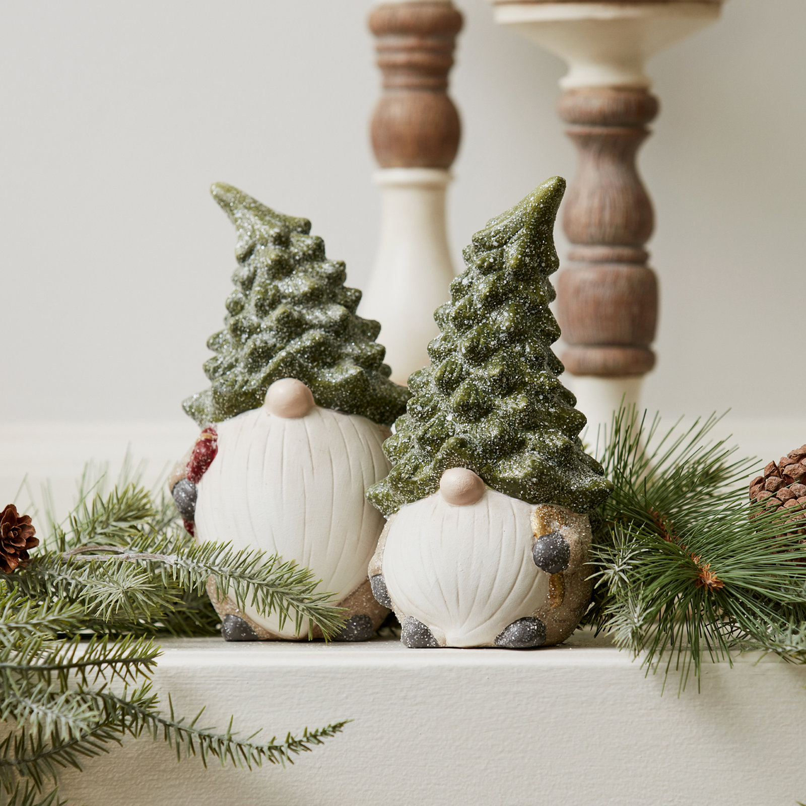 2-Piece Terracotta Gnome Figurine Set