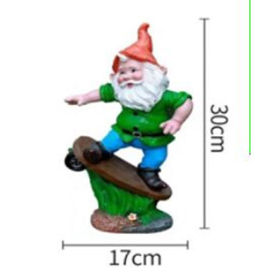 Statue de gnome de jardin Cozmo Skateboarding