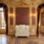 Canapé décoratif moderne de 39,8 po avec garniture dorée et accoudoirs courbés, avec coussin décoratif-814365350