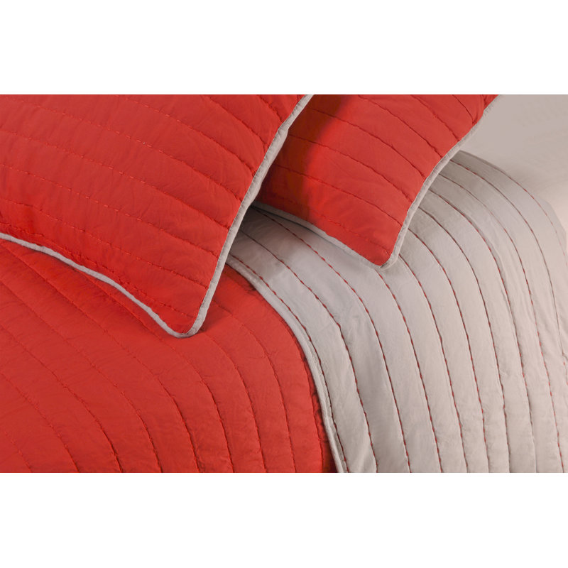 Ensemble de courtepointe réversible Brandon, Rouge, Courtepointe double / grand + 2 taies décoratives