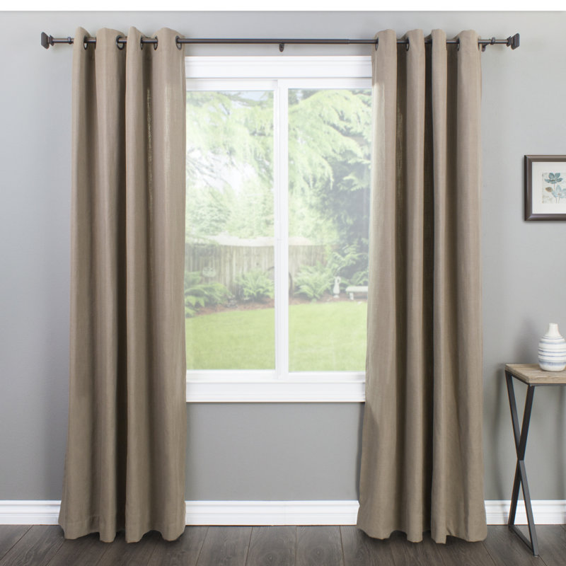 Tringle à rideaux simple réglable en métal Fleurette, 72 à 144 po de largeur, Cuivre
