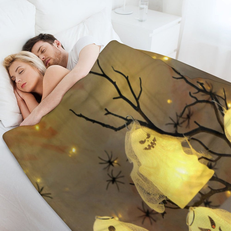 Jeté en flanelle de fantôme Glowing, 40 po x 50 po