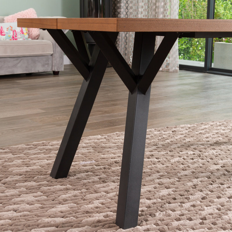 Pivoine Metal Base Dining Table