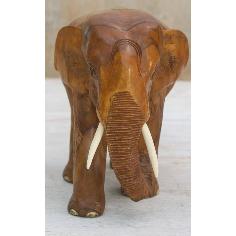 Figurine Edric Go for a Walk