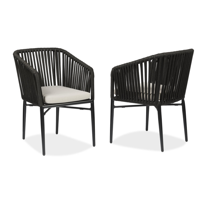 Ensemble de chaises de patio d'extérieur Real Flame Bodhi 2 pièces avec coussins Sunbrella en tissu d'avoine