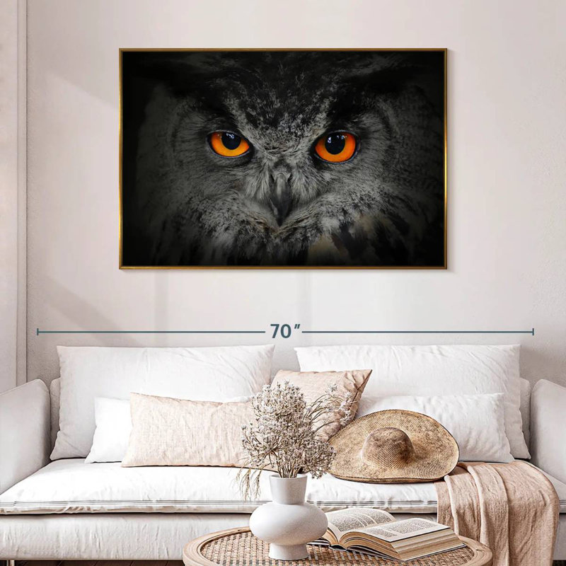 Hibou gris envoûtant, 46 po x 31 po, Cadre flottant doré