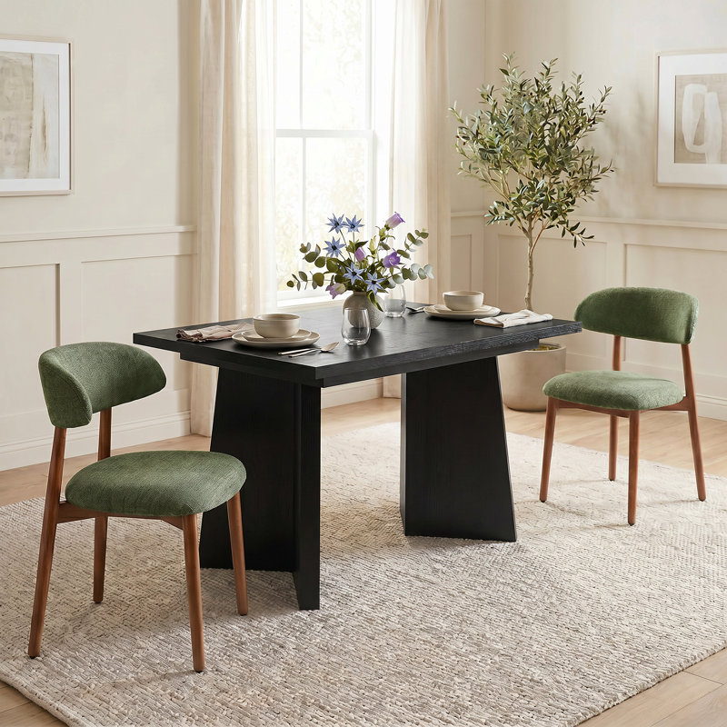 Ensemble de table et de chaises de salle à manger extensibles rectangulaires Alward pour 2 personnes, de style moderne, aspect bois, avec des chaises rembourrées.
