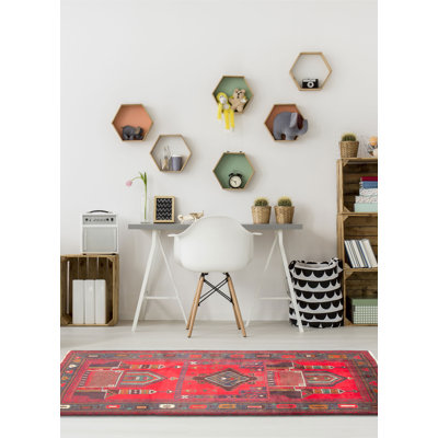 Tapis rouge Teimani 3 pi 8 po x 6 pi 7 po