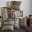 Housse et insert pour coussin décoratif en plumes de duvet brodées à la main