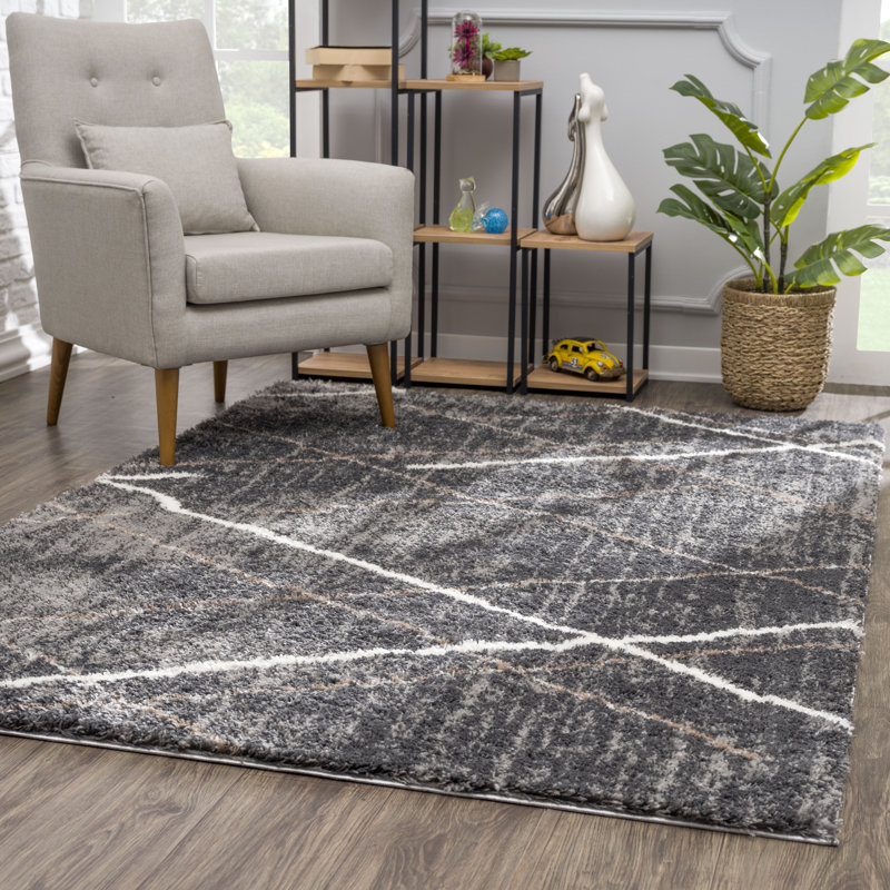 Tapis d'intérieur / géométrique gris / blanc à motif géométrique de 5 pi x 8 pi (5 pi 3 po x 7 pi 7 po) Branch Branch Arden