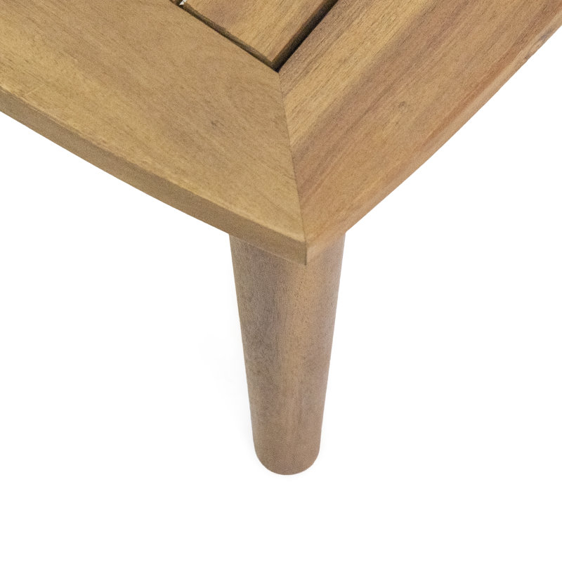 Table basse en bois robuste pour l'extérieur