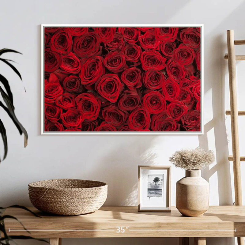 Roses rouges d'été, 25 po x 17 po, Cadre flottant blanc
