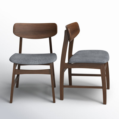 Chaise rembourrée en bois massif Gantz