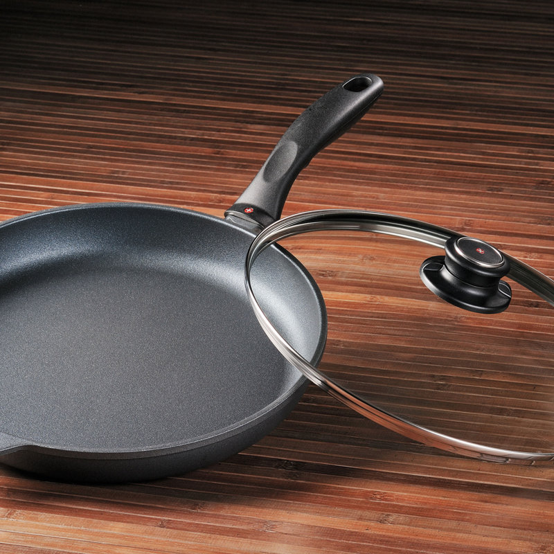 Non Stick Aluminum Frying Pan with Lid, 11" Diameter