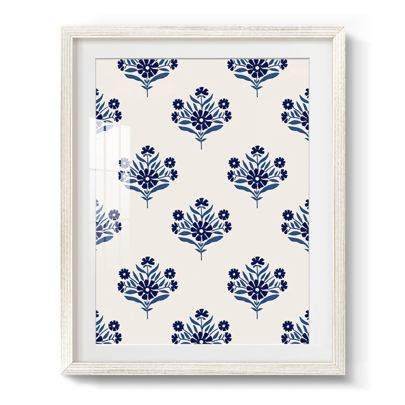 Motif de fleurs indigo I - impression encadrée, H 28,5 po x l 20,5 po, Blanc