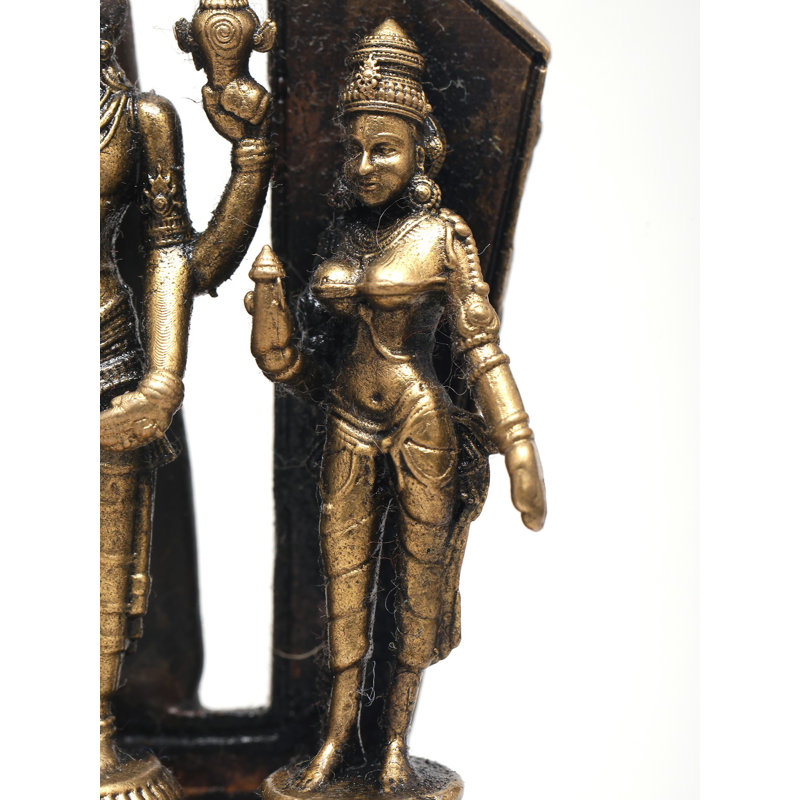 Statue de petit seigle 3 pouces avec Bhudevi et Sridevi