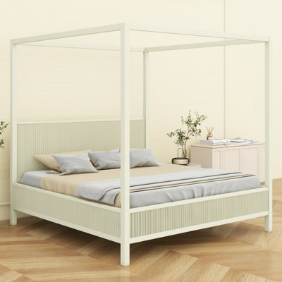 Traditional Wooden Canopy Platform Bed with Support Slats