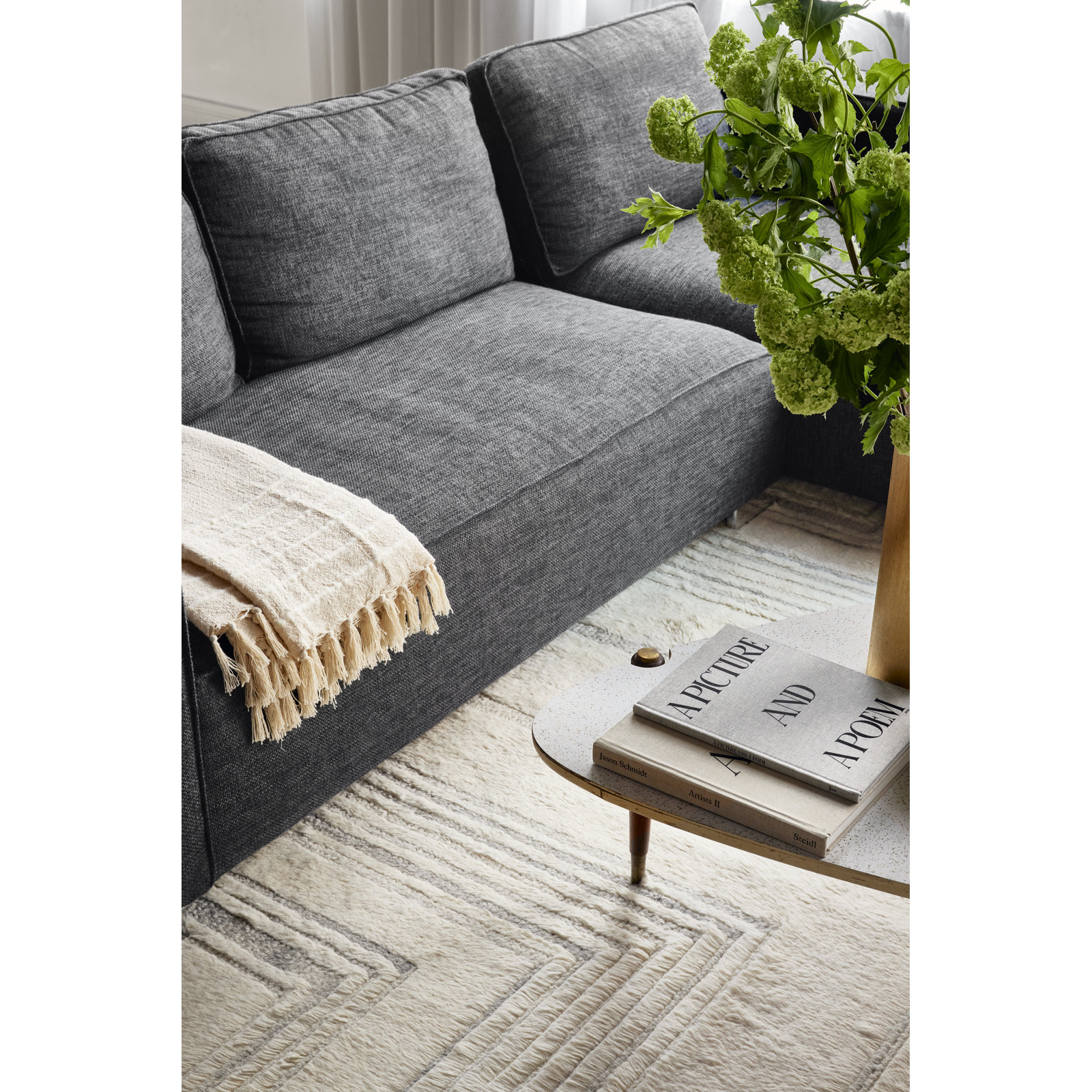 Taupe Ivory Hand-Tufted Wool Rug, Rectange 7'6" x 9'6"