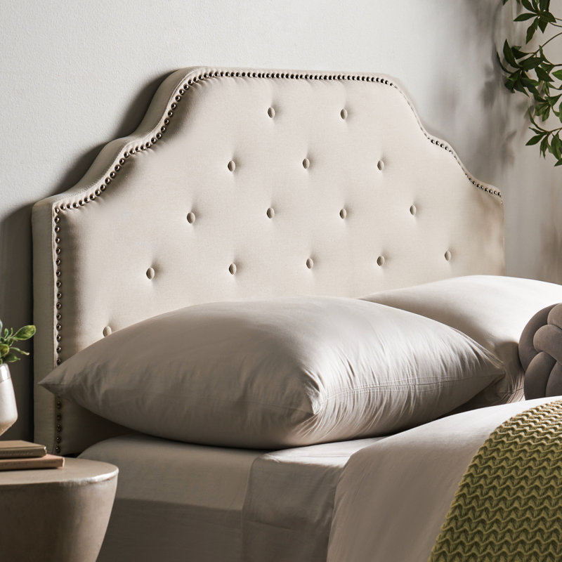 Tête de lit tapissier en tissu pour grand lit et lits de grande taille, bouton avec ornement en losange à l'avant tendance, garniture cloutée élégante,