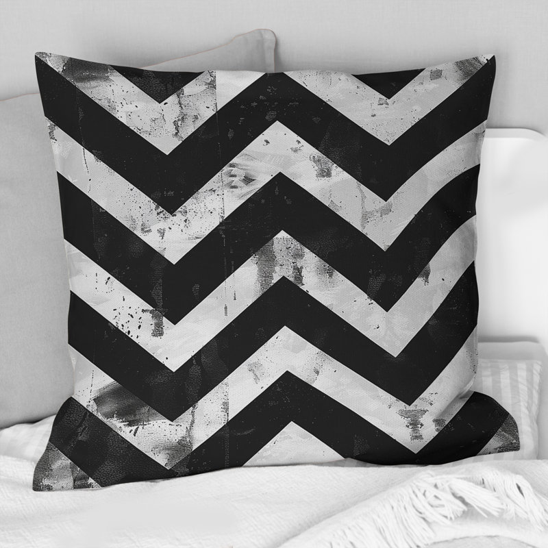 Coussin moderne noir et blanc à chevrons modernes II, H 18 po x l 18 po