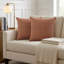 Housse de coussin en chenille ultra-douce-127914327