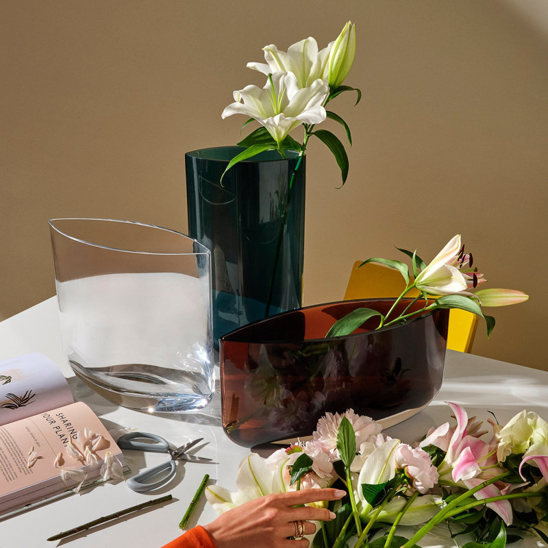 Vase de table en cristal sans plomb Blade, Transparent / clair, H 15,74 po x l 8,11 po x P 8,11 po