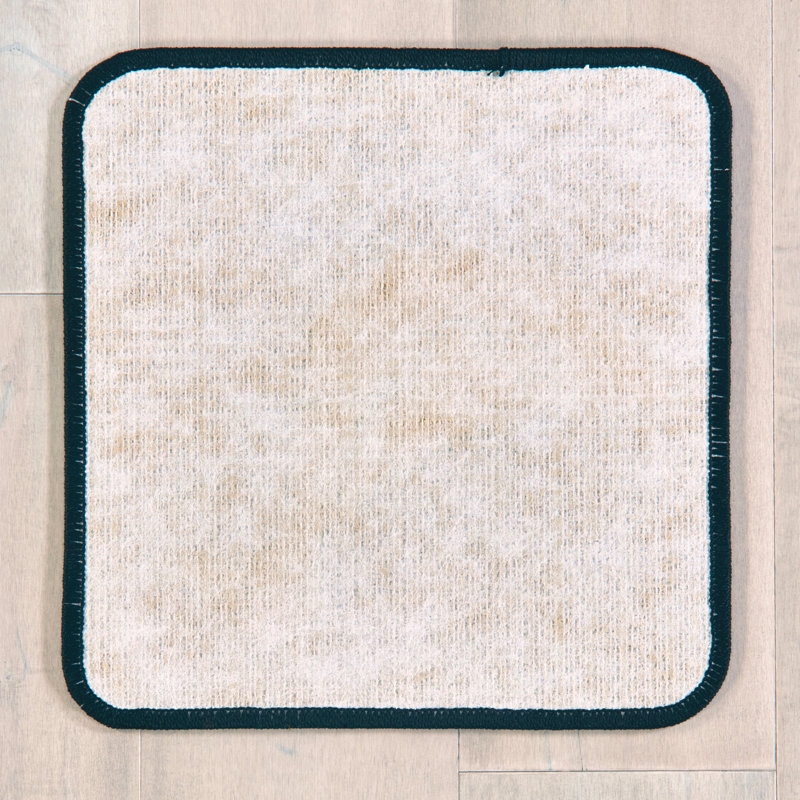 Tapis brun / bleu capitonné à motif d'alphabet SID
