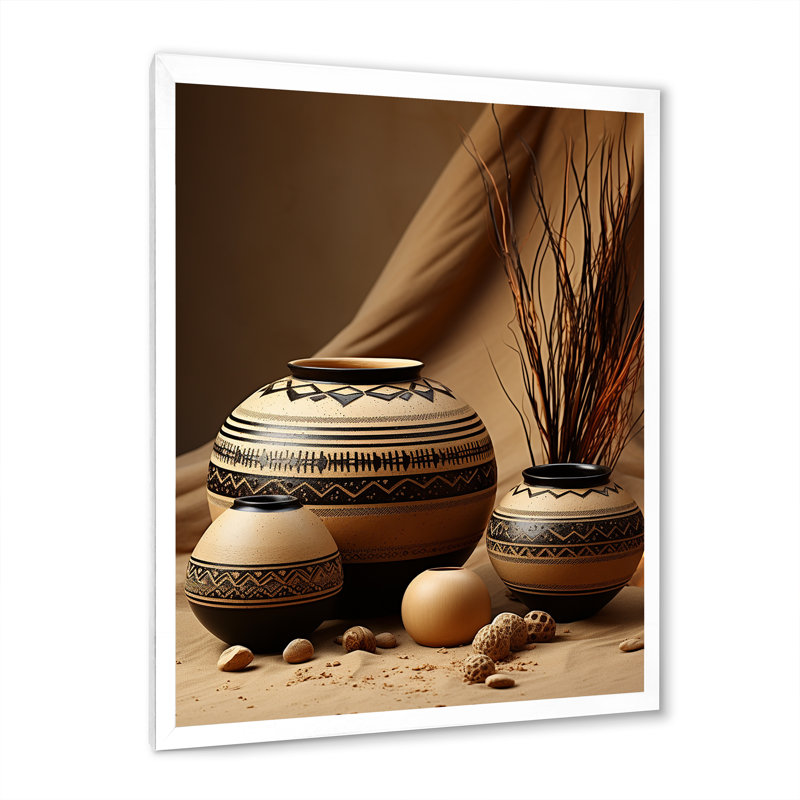 «Vierge Native Art Pottery Serenity II», reproduction sur toile, H 32 po x l 24 po x P 1 po, Cadre photo blanc
