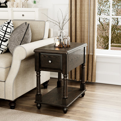 Table de bout étroite en bois avec tiroirs et tablette