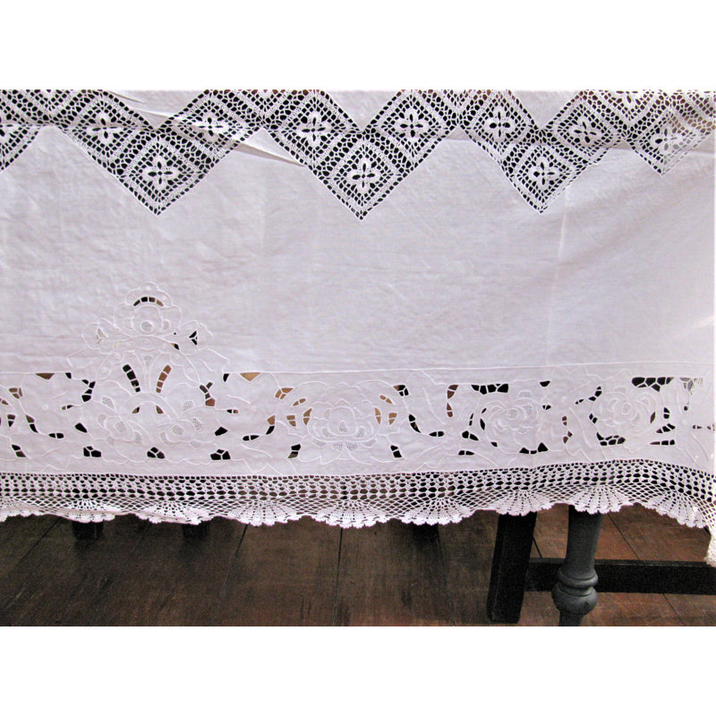 Nappe Cutwork, L 126 po x l 72 po