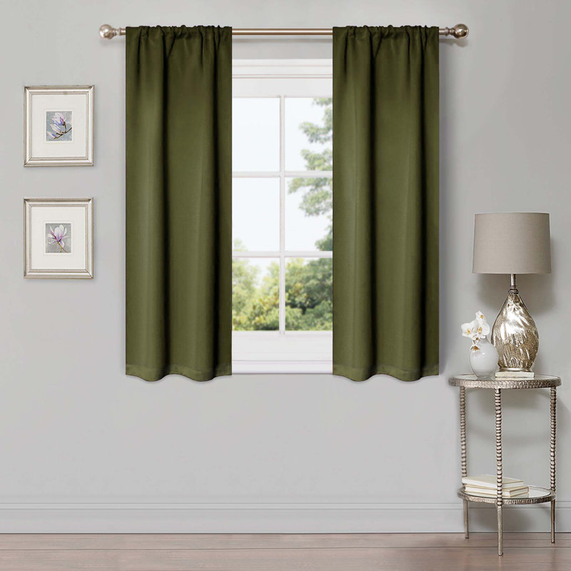 Paire de rideaux obscurcissant avec œillets Millendon, Vert olive, L 26 po x L 63 po